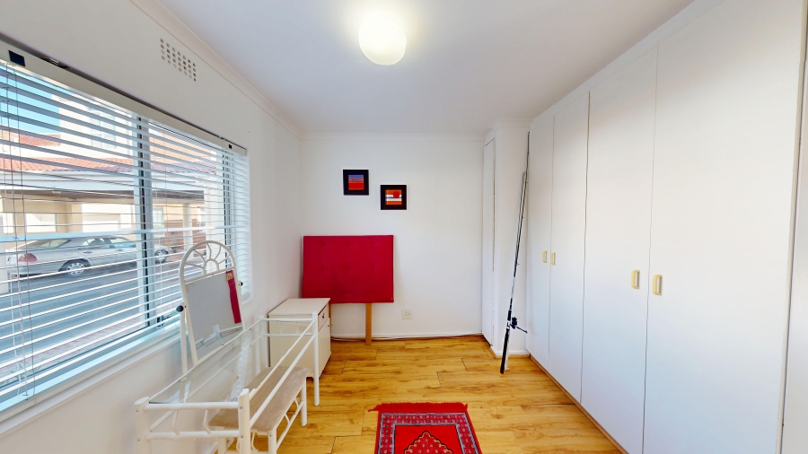 2 Bedroom Property for Sale in Harbour Island Western Cape